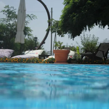 住宿加早餐酒店 Dolina Çeşme