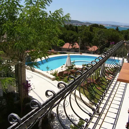 住宿加早餐酒店 Dolina Çeşme